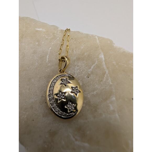 14K Yellow Gold Oval Pendant Moon Stars Diamond Accent Necklace 18" - Picture 2 of 11